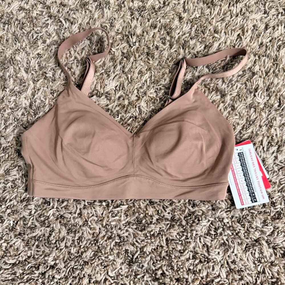SPANX All-in-One Wireless Bra - XS
